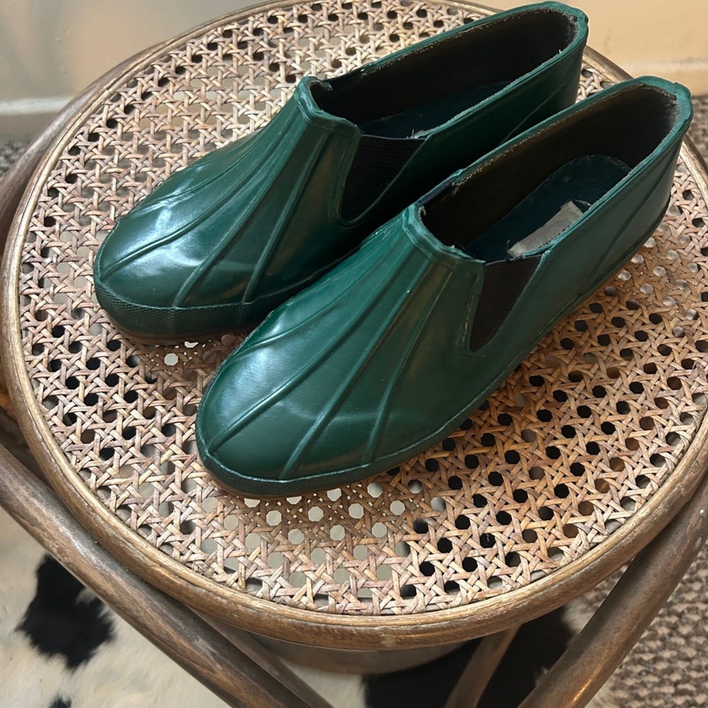 Vintage Sostanza forest green rubber clogs
